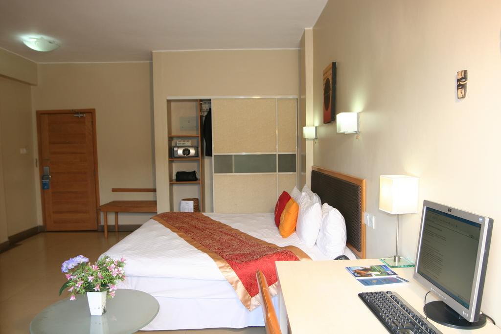 Metropole Hotel Kampala Zewnętrze zdjęcie