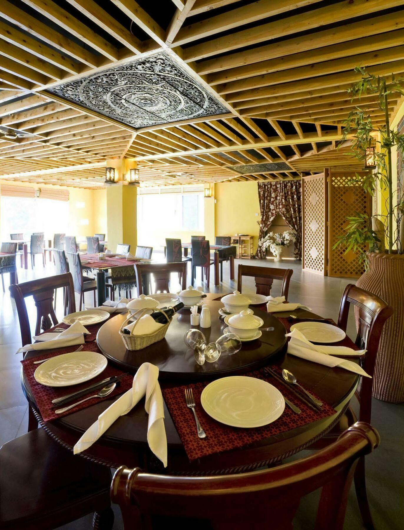 Metropole Hotel Kampala Zewnętrze zdjęcie